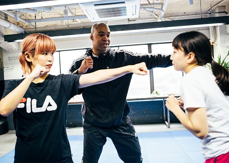 アクションスターを体験できる プロに教わるアクション映画のトレーニング