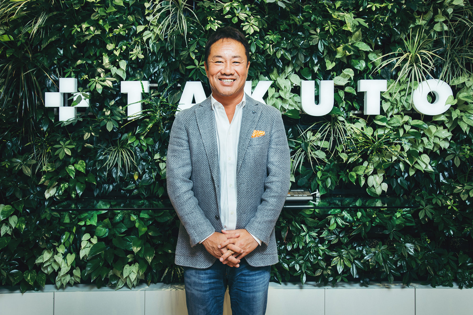 宿泊先を提供するのと同時に、その安全も提供する。