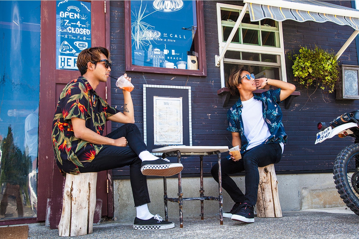 人気のコーヒースタンド「ポート・オブ・コール タイトウビーチ」