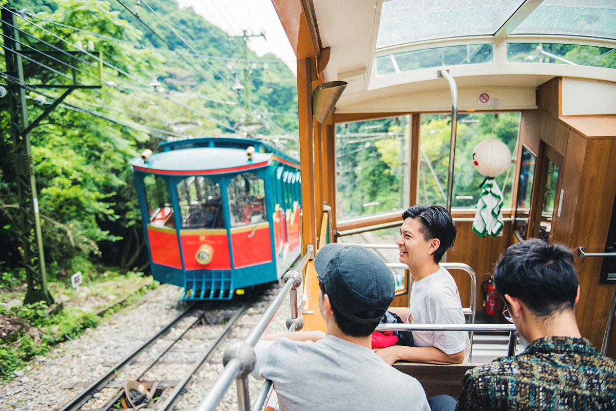 こんなに山の上で開催するフェスはほかにないので、ケーブルカーで行くのはアトラクションのようでワクワクしましたね。