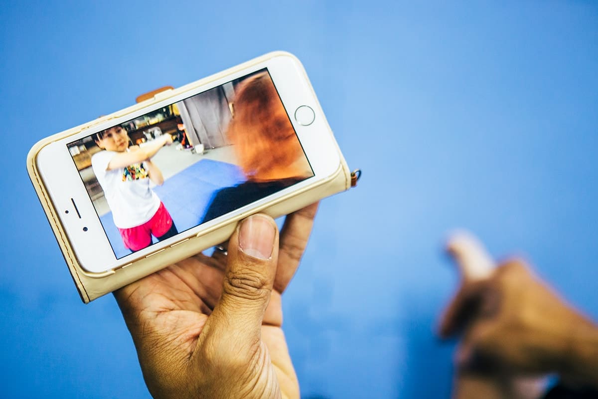 「吹き替え版みたいで面白いね!」と、涙が出るほど爆笑していた。